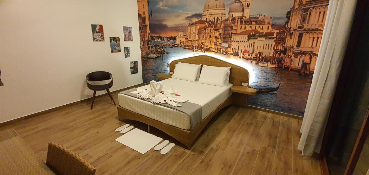 Hotel Blue Planet